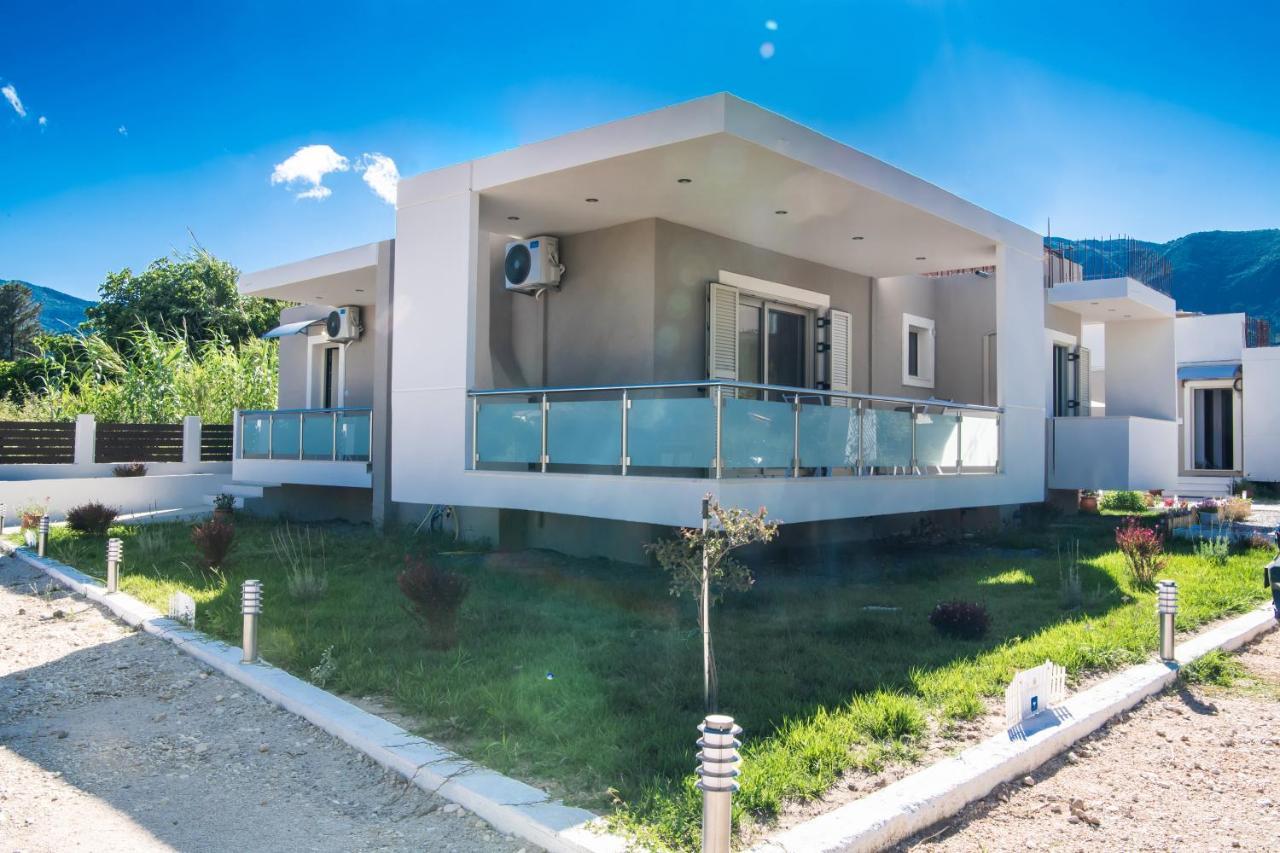 نيدري Bounatsa Studios & Apartments المظهر الخارجي الصورة
