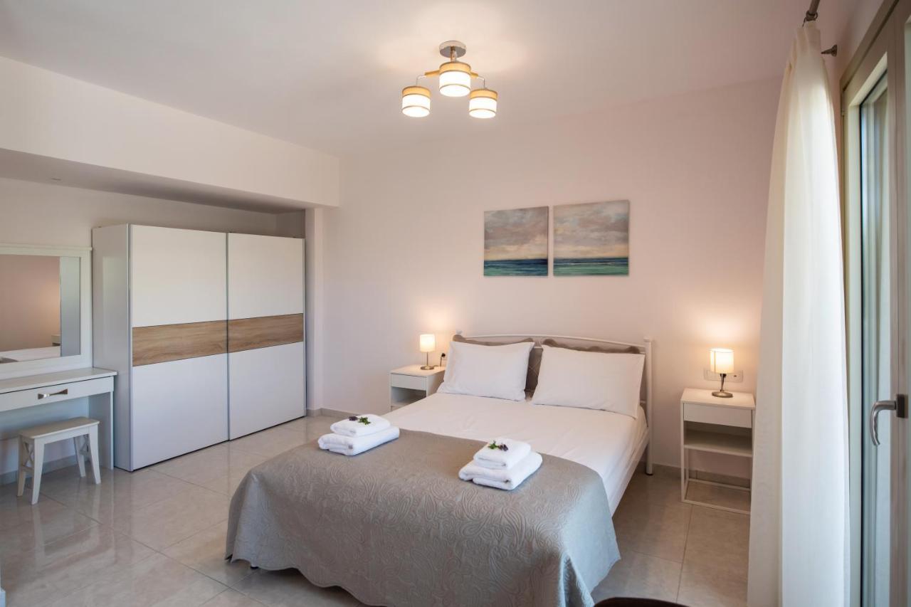 نيدري Bounatsa Studios & Apartments المظهر الخارجي الصورة