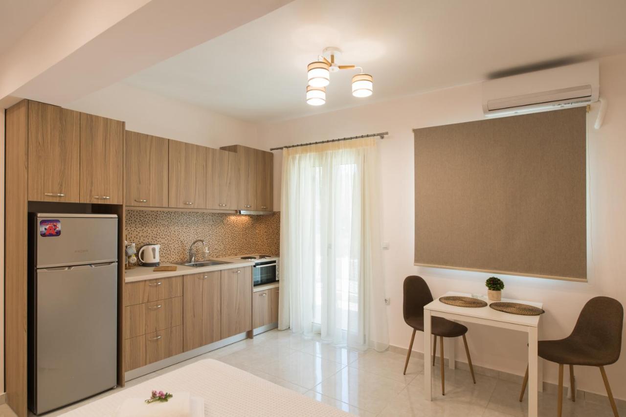 نيدري Bounatsa Studios & Apartments المظهر الخارجي الصورة